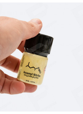 IsoAmyl Poppers 24 ml met de hand